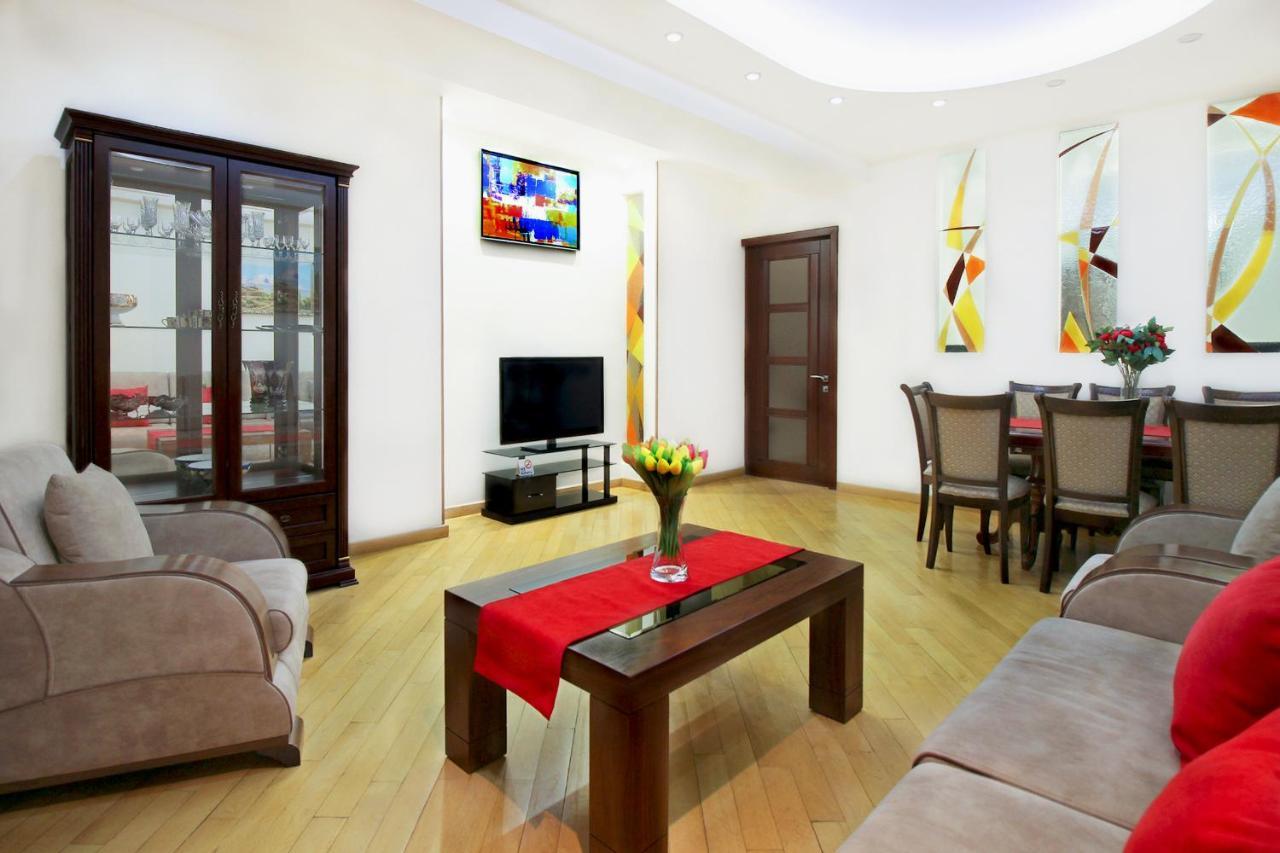3 Bedroom Apartment Near Republic Square Ереван Экстерьер фото