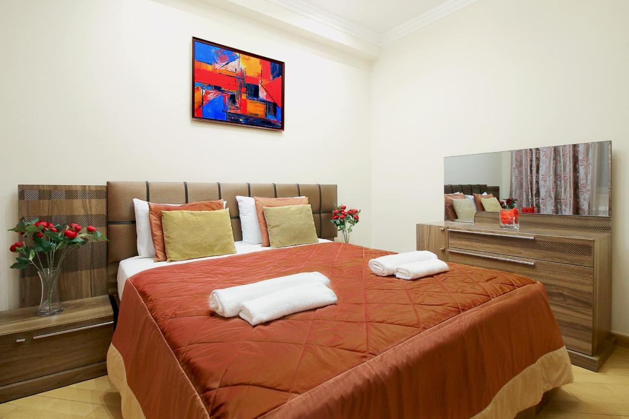 3 Bedroom Apartment Near Republic Square Ереван Экстерьер фото